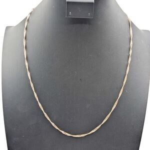 Vintage Made in Italy 925 Sterling Silver Twisted Herringbone 24" Chain Necklace